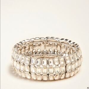 ANN TAYLOR  RECTANGLE CRYSTAL STRETCH BRACELET